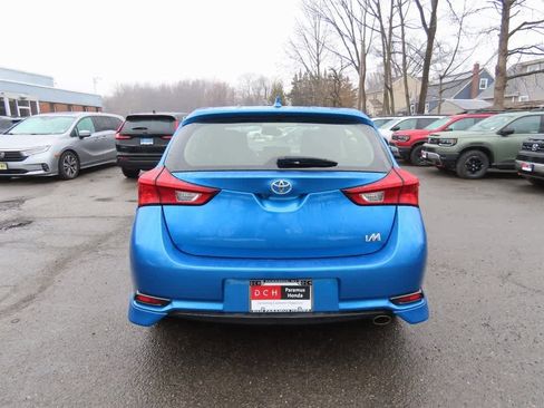Used 2017 Toyota Corolla iM image 5