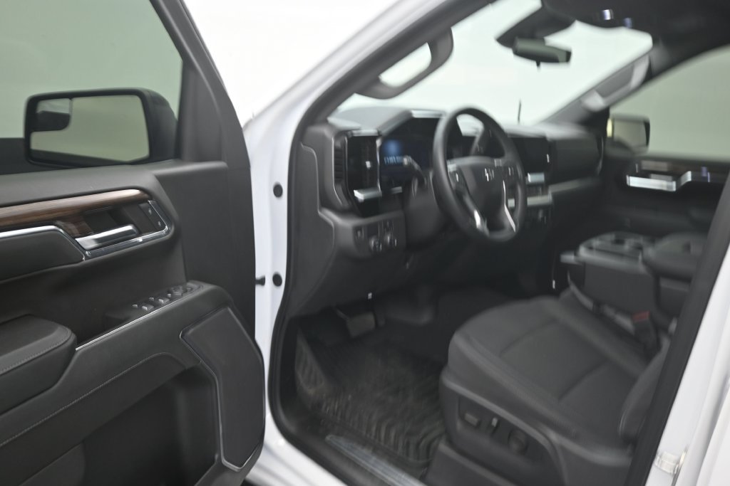 Used 2024 Chevrolet Silverado 1500 RST RWD image 10