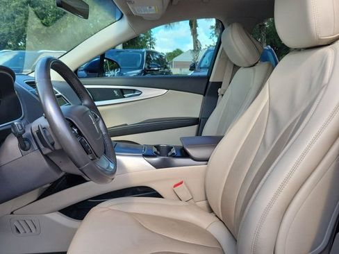 Certified 2020 Lincoln Nautilus FWD w/ Equipment Group 101A image 25
