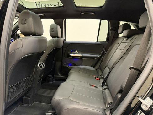 Certified 2025 Mercedes-Benz GLB 250 image 13
