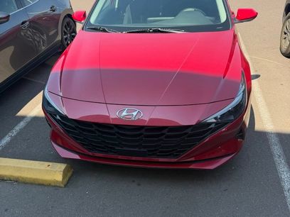 Used 2023 Hyundai Elantra SEL w/ Convenience Package