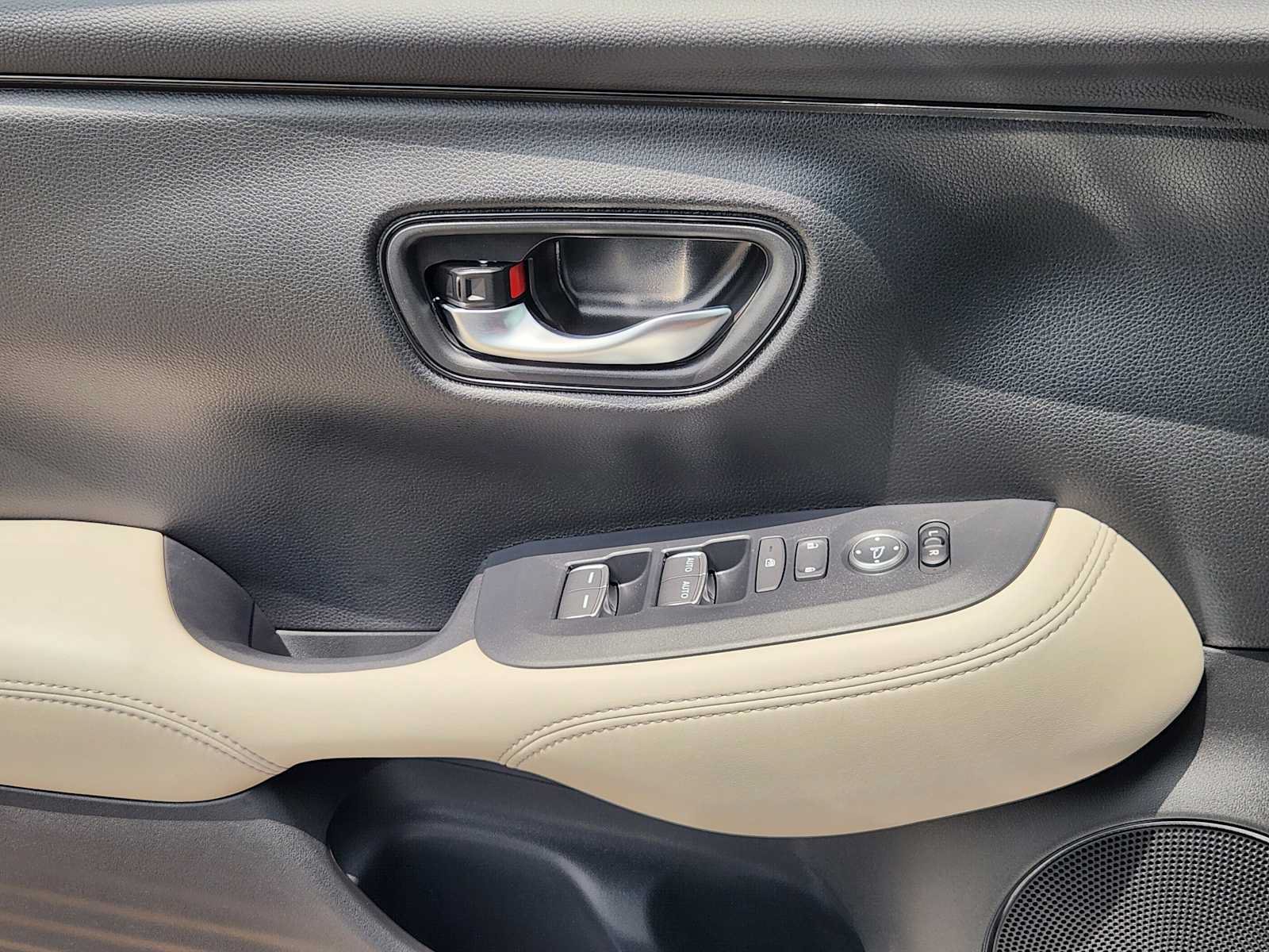 New 2027 Honda HR-V EX-L image 19