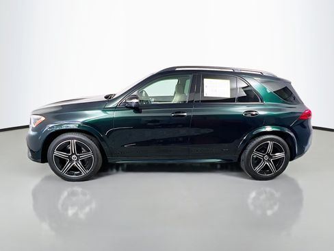 Used 2024 Mercedes-Benz GLE 350 4MATIC w/ AMG Line Exterior image 9