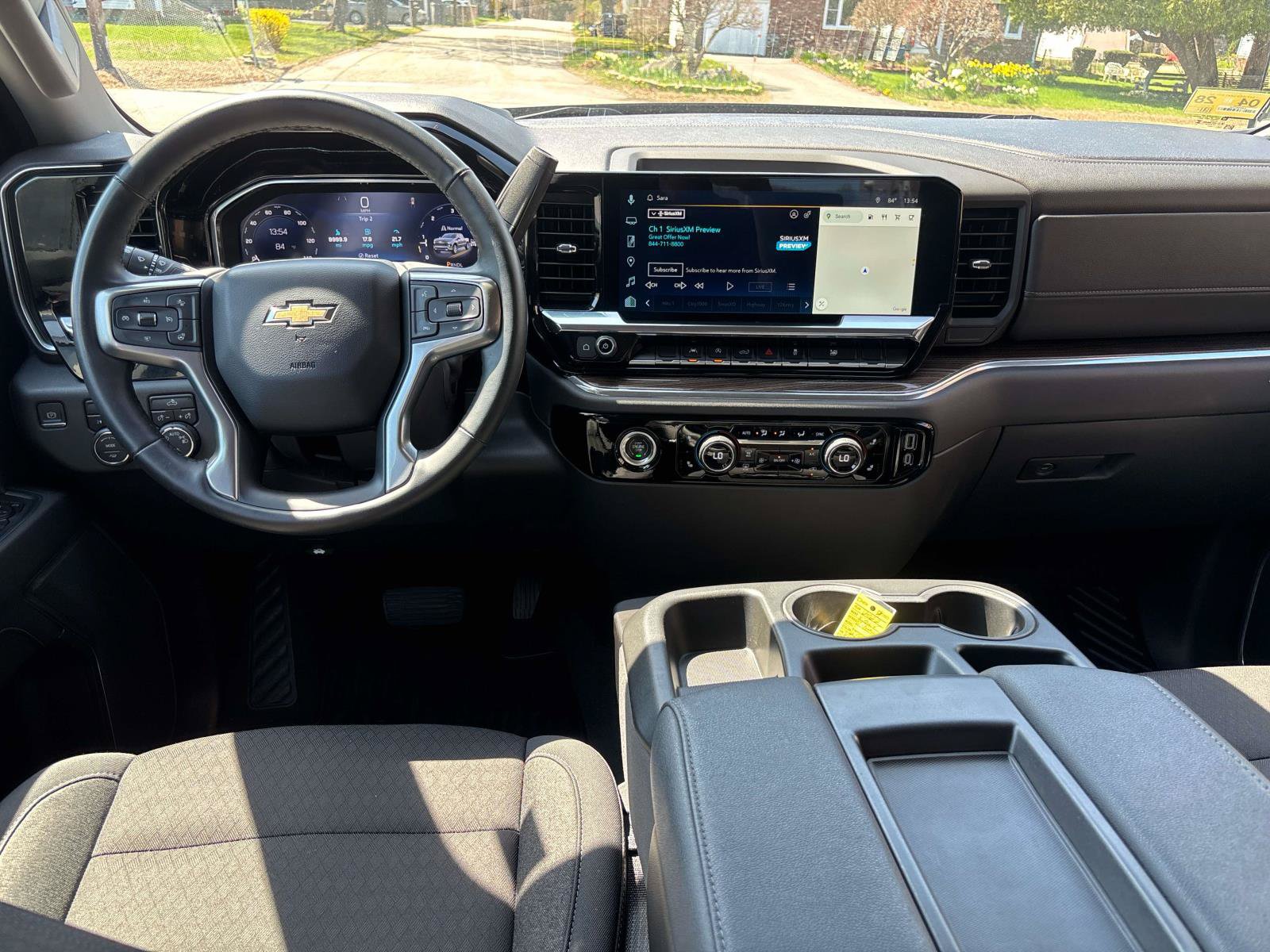 Used 2024 Chevrolet Silverado 1500 LT AWD/4WD image 9