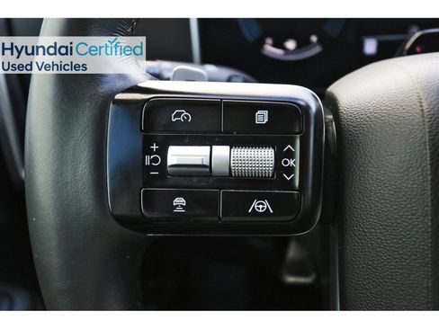 Used 2025 Hyundai Santa Fe SEL FWD image 18