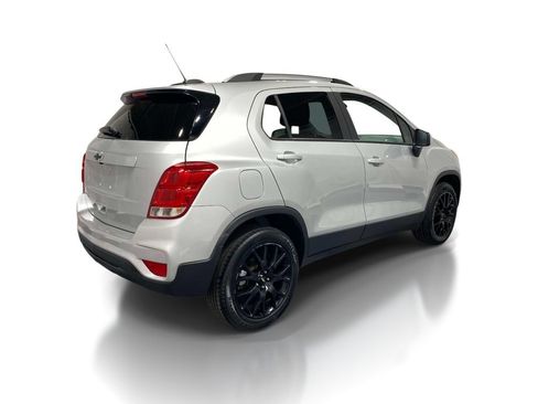 Used 2022 Chevrolet Trax LT w/ Sport Edition AWD/4WD image 4