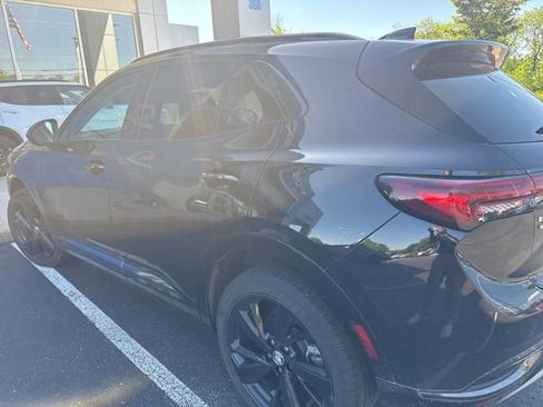 Used 2023 Buick Envision Essence w/ Sport Touring Package AWD/4WD image 4