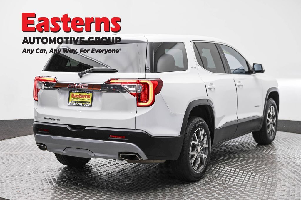 Used 2023 GMC Acadia SLE FWD image 5
