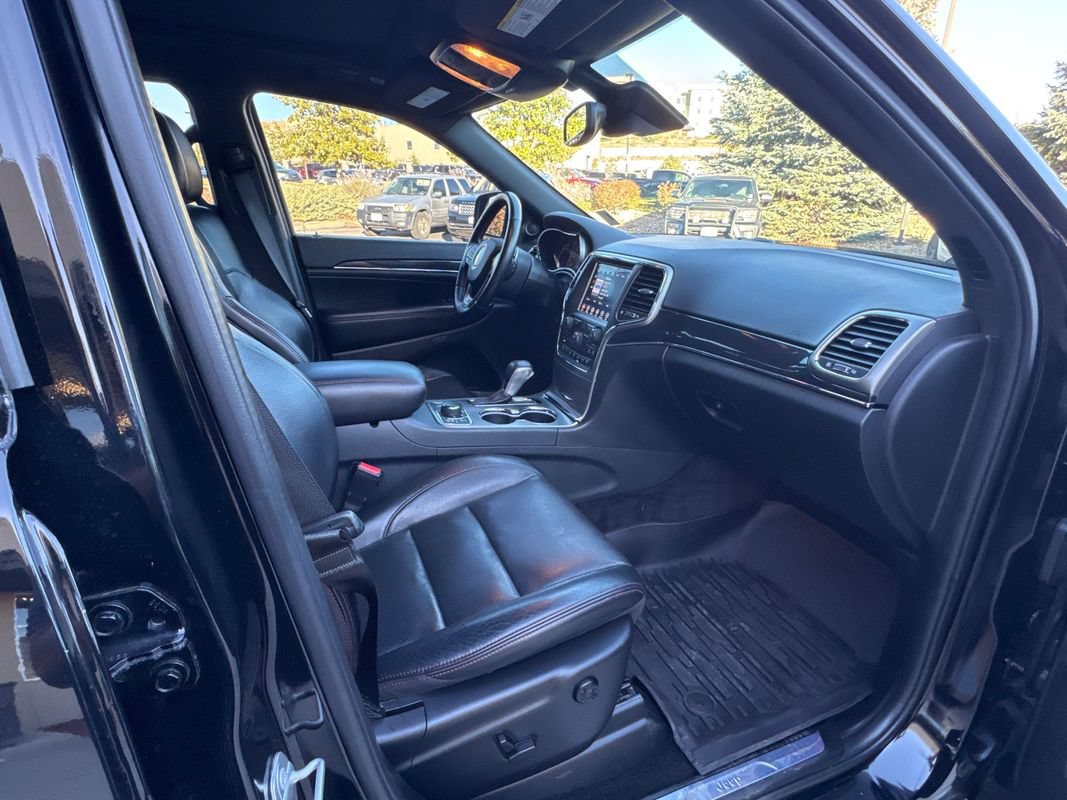 Used 2018 Jeep Grand Cherokee Trailhawk w/ Trailhawk Luxury Group AWD/4WD image 18
