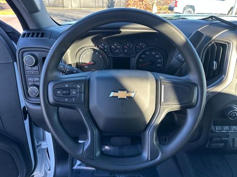 Used 2025 Chevrolet Silverado 2500 W/T w/ WT/CX Safety Package image 18