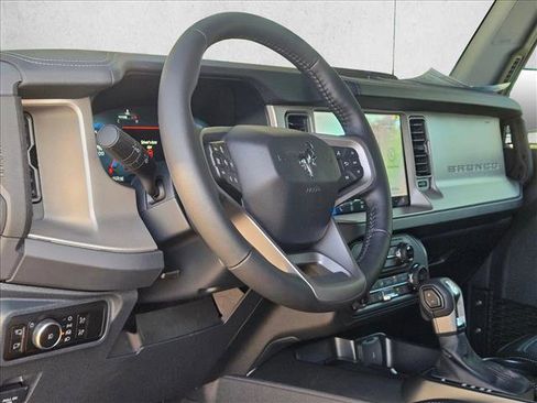 New 2025 Ford Bronco Outer Banks image 3