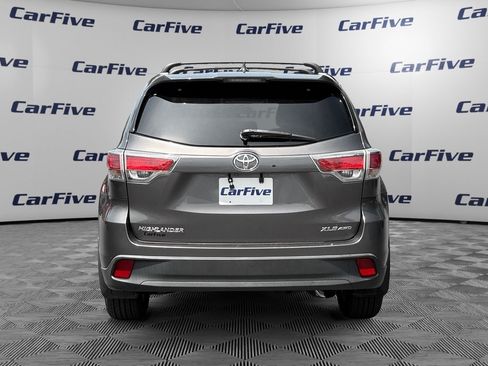 Used 2015 Toyota Highlander XLE AWD/4WD image 4