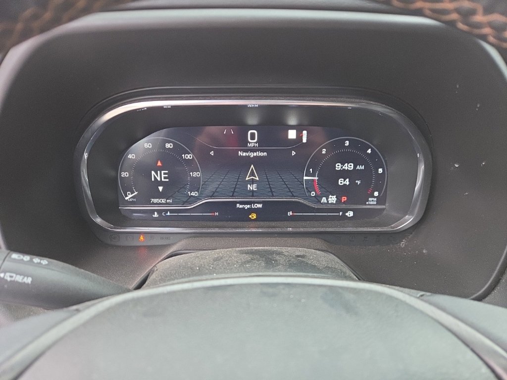Used 2023 GMC Yukon AT4 AWD/4WD image 7