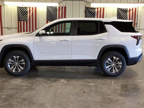 New 2026 Chevrolet Equinox LT AWD/4WD image 3