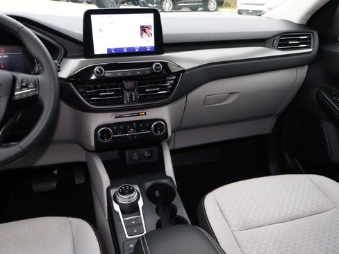 Used 2023 Ford Escape Active image 11