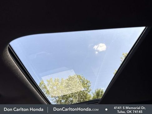 Used 2025 Honda Pilot TrailSport image 15
