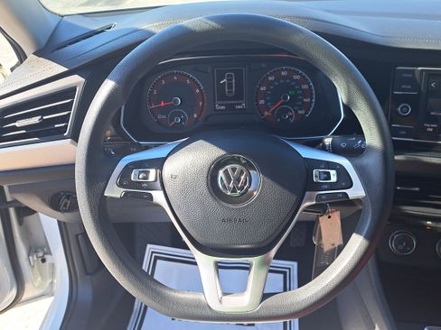 Used 2019 Volkswagen Jetta S image 15