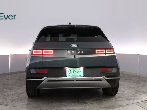 Used 2024 Hyundai Ioniq 5 SEL RWD image 15