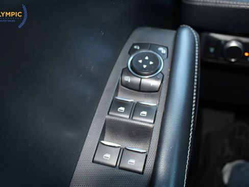 Used 2021 Ford Mustang Mach-E Premium image 32