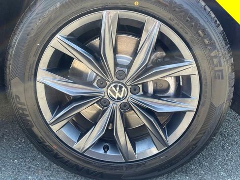 Certified 2023 Volkswagen Tiguan SE AWD/4WD image 13