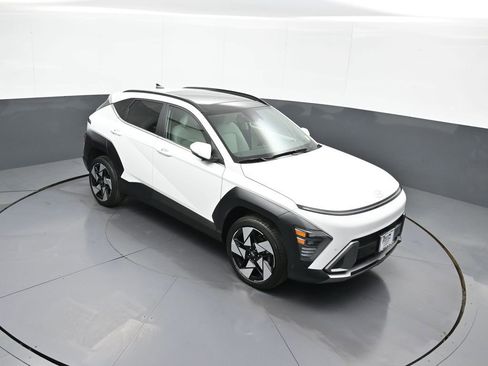 Certified 2024 Hyundai Kona Limited AWD/4WD image 38