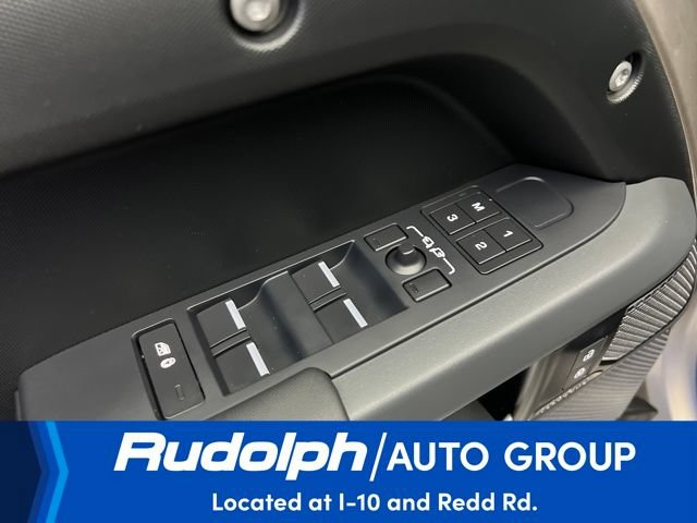 Used 2023 Land Rover Defender 110 X AWD/4WD image 14