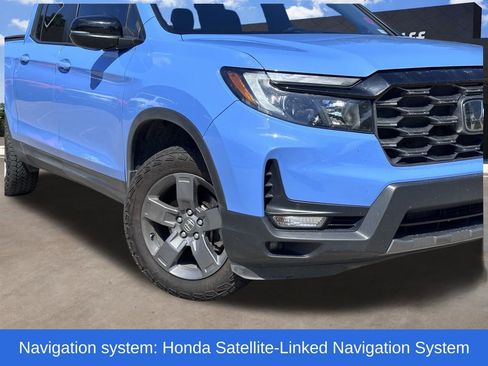 Used 2024 Honda Ridgeline TrailSport image 2