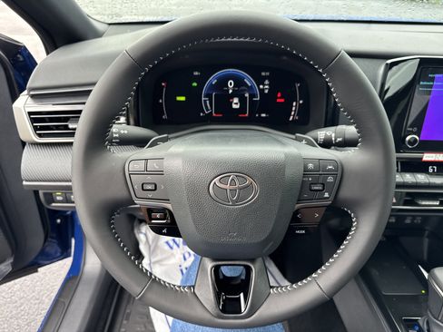 New 2026 Toyota Camry SE image 16