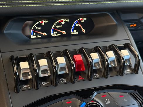 Used 2017 Lamborghini Huracan LP 610-4 image 43