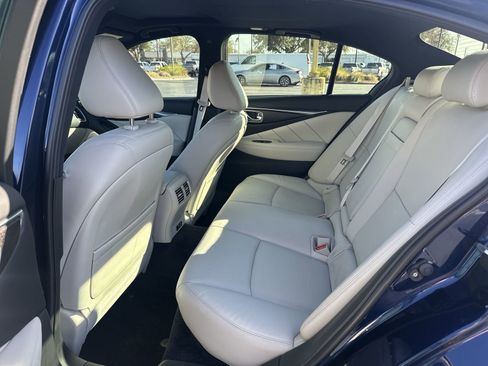Used 2024 INFINITI Q50 Sensory image 31