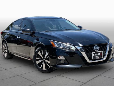 Used 2019 Nissan Altima 2.5 SV FWD image 3
