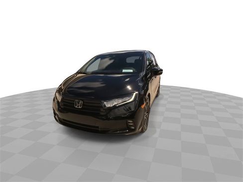 Used 2023 Honda Odyssey Sport image 5