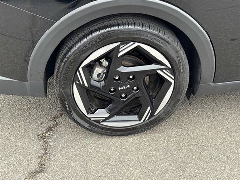 Used 2025 Kia K4 EX image 7