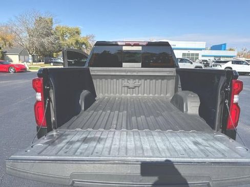 Certified 2020 Chevrolet Silverado 1500 RST image 25