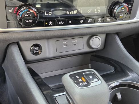Used 2026 Nissan Rogue SV w/ Cold Weather Package FWD image 19