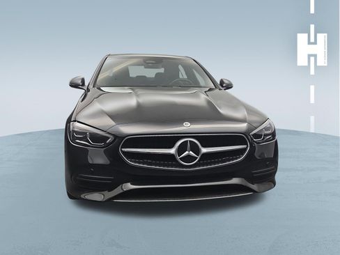 Used 2025 Mercedes-Benz C 300 Sedan image 2