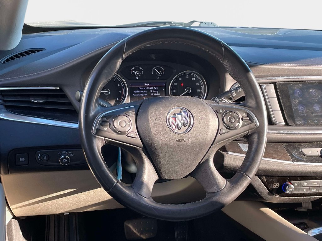 Used 2021 Buick Enclave Essence FWD image 18