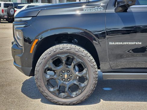 New 2026 Chevrolet Suburban High Country AWD/4WD image 6