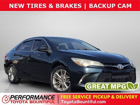 Used 2016 Toyota Camry SE FWD image 1