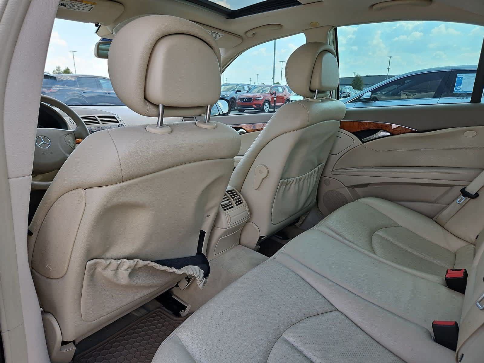 Used 2006 Mercedes-Benz E 320 CDI Sedan image 17