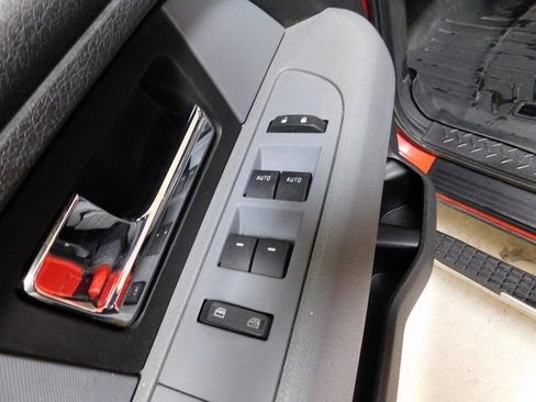 Used 2012 Ford F150 XLT image 23