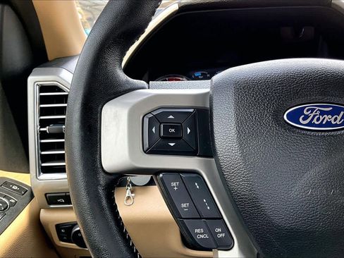 Used 2017 Ford F350 Lariat w/ Lariat Ultimate Package AWD/4WD image 27