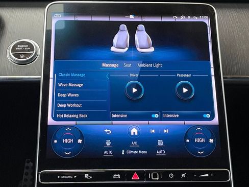 Used 2022 Mercedes-Benz S 500 4MATIC w/ AMG Line Package image 41