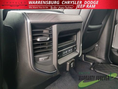 New 2026 RAM 1500 Laramie AWD/4WD image 15