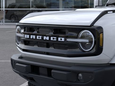 New 2026 Ford Bronco Outer Banks AWD/4WD image 19