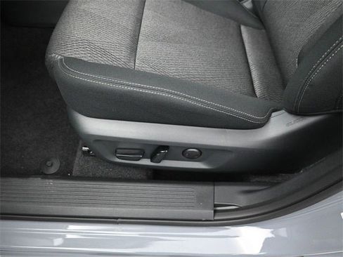 New 2026 Nissan Rogue SV image 31