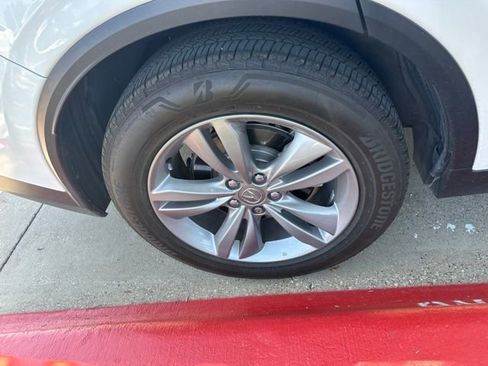Used 2025 Acura MDX FWD image 10