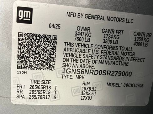 Used 2025 Chevrolet Tahoe LT image 37