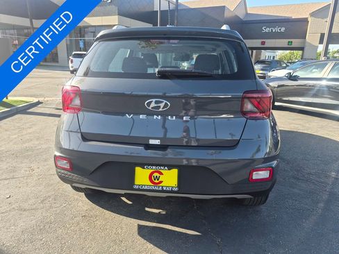 Used 2026 Hyundai Venue SEL FWD image 6
