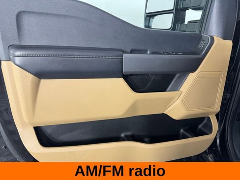 Used 2025 Ford F250 XLT AWD/4WD image 11